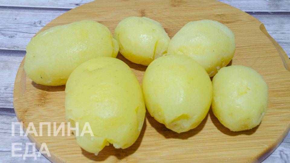 почистить картофель
